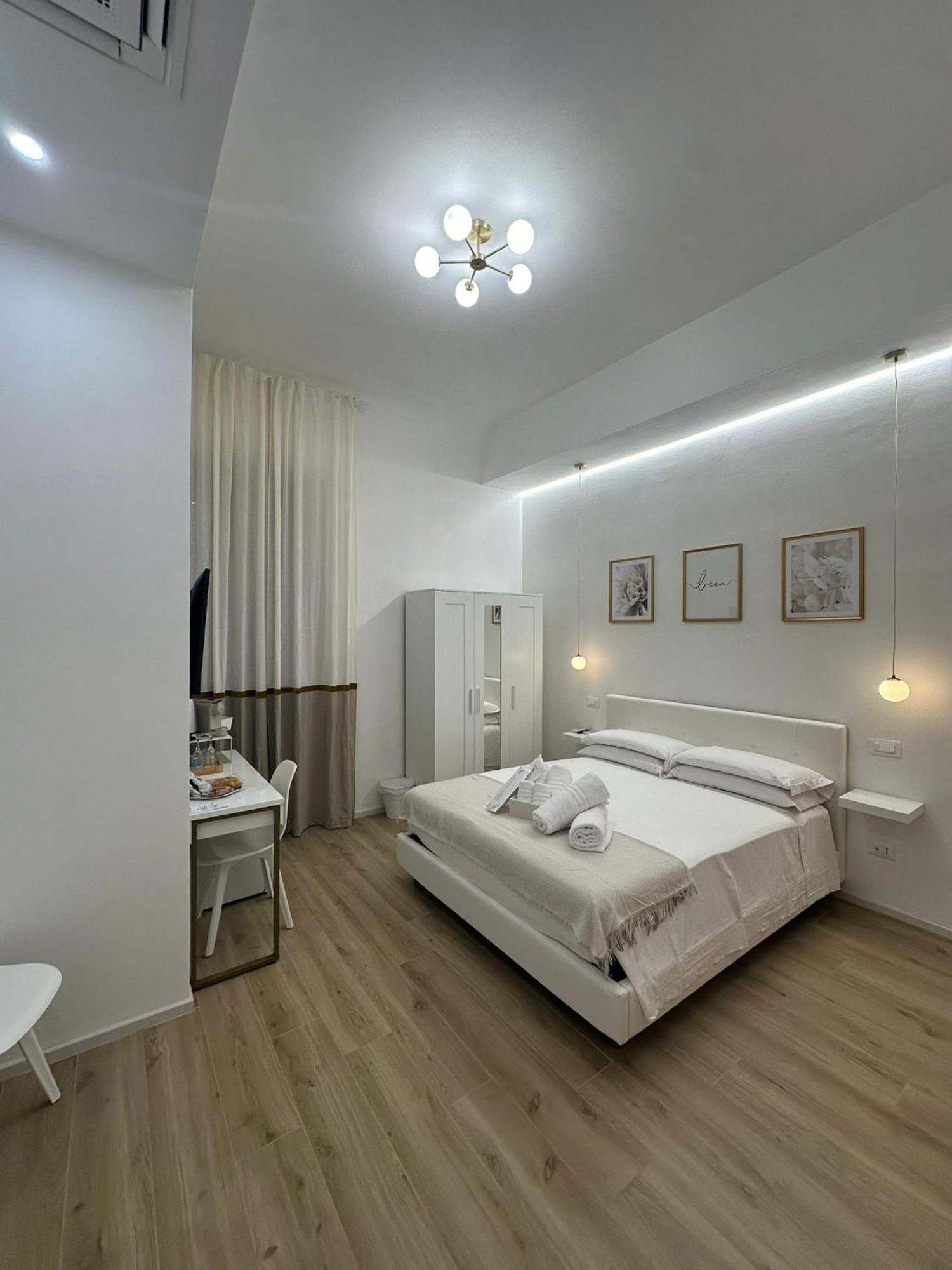 Center Rooms ลาสเปเซีย ภายนอก รูปภาพ